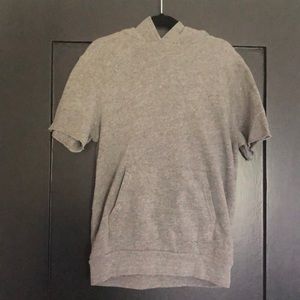 Soft Youth Girls Sz 10-12 Eco Fleece Short Sleeve Hoddie with Kangaroo Pocket.